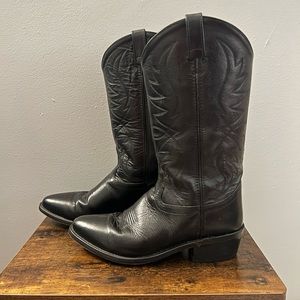 Black Cowboy Boots